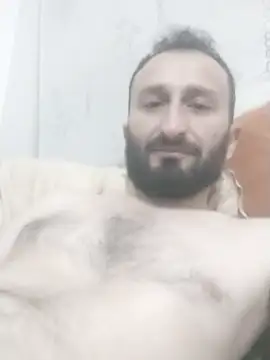 Snapshot of Yaramaz331 chatting on 03/20/25, 01:46 Yaramaz331 online show from 03/20/25, 01:46