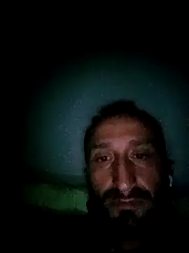 Snapshot of Yaramaz331 chatting on 11/08/25, 08:18 Yaramaz331 online show from 11/08/25, 08:18