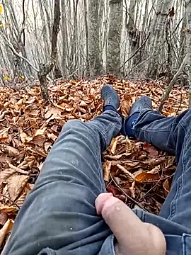 Snapshot of Yaramaz331 chatting on 11/11/25, 07:41 Yaramaz331 online show from 11/11/25, 07:41