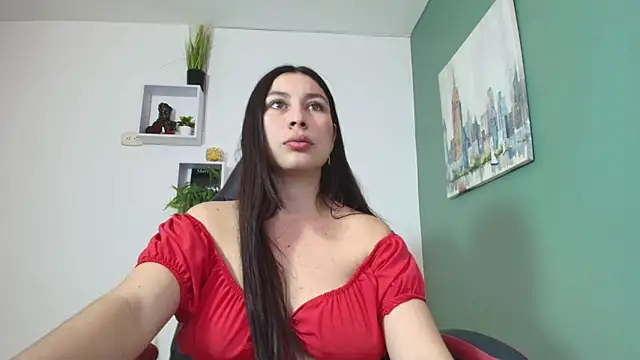 Snapshot of bella_99_ chatting on 12/27/24, 02:54 bella 99 online show from 12/27/24, 02:54