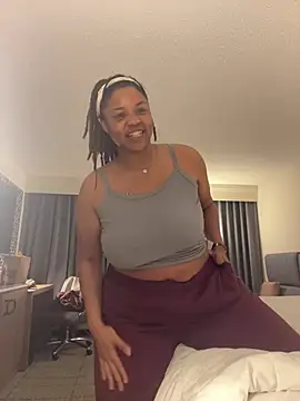 HEARTBREAKBRE online show from 02/24/26, 04:54