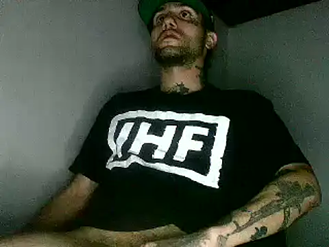 Snapshot of Christian_Stiven1 chatting on 04/23/26, 07:09 Christian Stiven1 online show from 04/23/26, 07:09