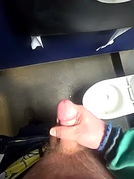 Snapshot of WhiteMeat069 chatting on 02/18/25, 05:09 WhiteMeat069 online show from 02/18/25, 05:09