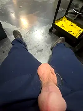 Snapshot of WhiteMeat069 chatting on 03/18/25, 05:52 WhiteMeat069 online show from 03/18/25, 05:52