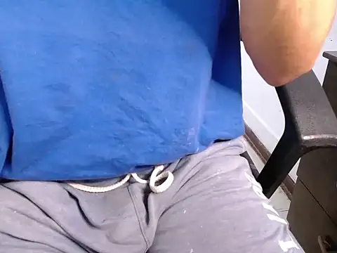 Snapshot of ricksamm chatting on 12/28/24, 05:03 ricksamm online show from 12/28/24, 05:03