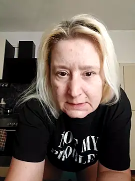 GeileEstelle online show from 02/22/26, 04:02