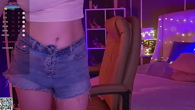 elinanortas online show from 03/17/25, 07:24