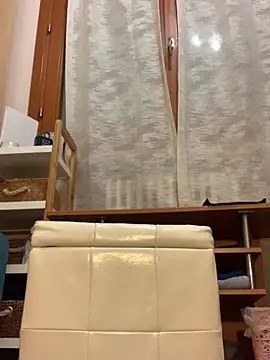 Snapshot of vanda26hot chatting on 02/06/26, 03:44 vanda26hot online show from 02/06/26, 03:44