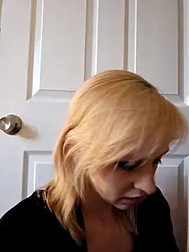 AmethystFoxx online show from 03/03/25, 04:35