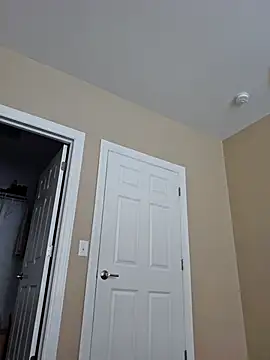 AmethystFoxx online show from 10/17/25, 08:00