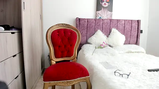 Snapshot of ashleymilf_1 chatting on 06/01/26, 03:47 ashleymilf 1 online show from 06/01/26, 03:47