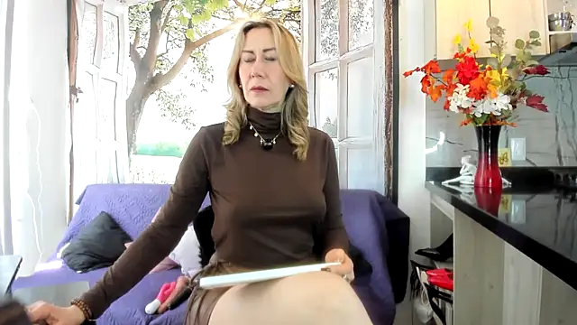 Snapshot of ashleymilf_1 chatting on 06/12/26, 05:12 ashleymilf 1 online show from 06/12/26, 05:12