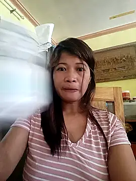 wildlavender69 online show from 04/17/26, 12:46