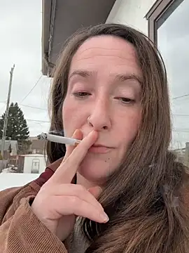 Mini And The Bear online show from 04/13/26, 05:29