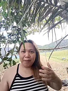 Snapshot of Sweet_asian_kylie chatting on 10/29/25, 04:26 Sweet asian kylie online show from 10/29/25, 04:26