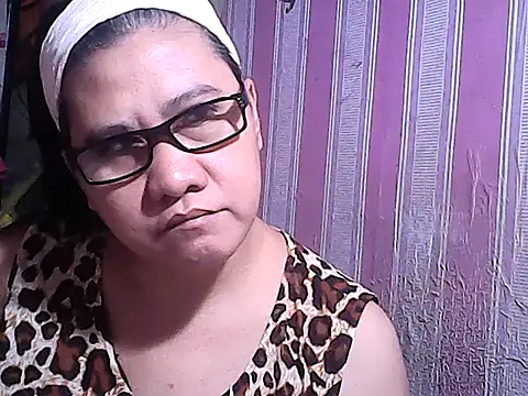 sweetsosie18 online show from 09/28/25, 06:41