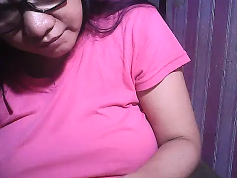 sweetsosie18 online show from 11/04/25, 08:41