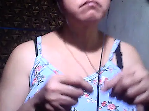 sweetsosie18 online show from 02/14/26, 06:43