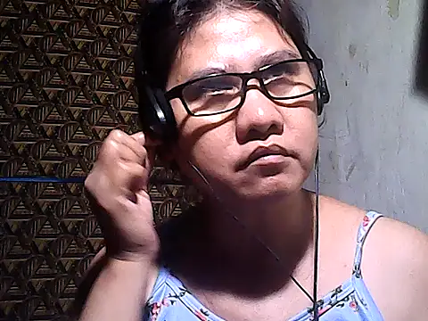 sweetsosie18 online show from 02/18/26, 07:04