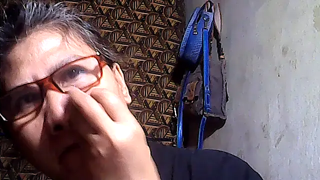 sweetsosie18 online show from 04/01/26, 11:11