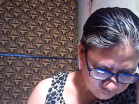 sweetsosie18 online show from 07/01/26, 05:31