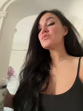 Niki li online show from 10/23/25, 03:50