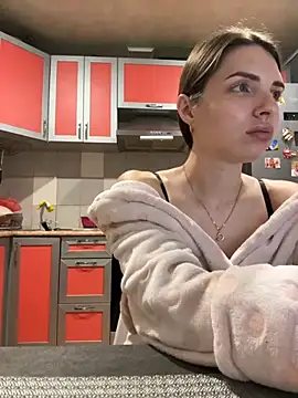 SeducingYoghourt online show from 11/08/25, 03:45