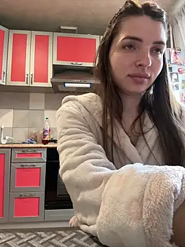 SeducingYoghourt online show from 04/13/26, 02:00