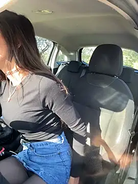 Snapshot of amanilouve chatting on 02/01/26, 09:30 amanilouve online show from 02/01/26, 09:30