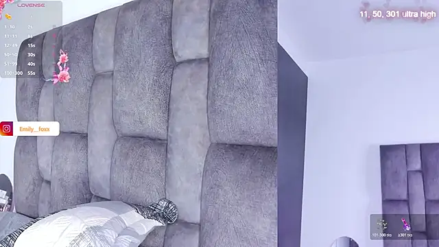 emily fox1 online show from 07/08/26, 11:37