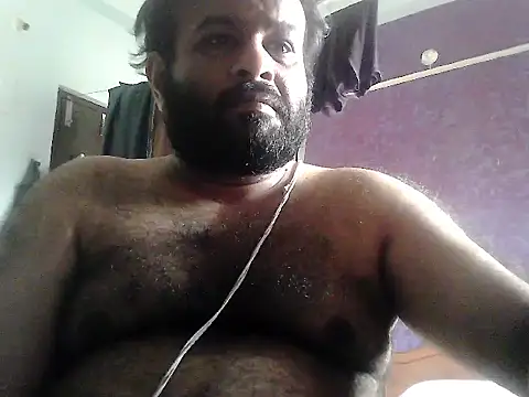 Snapshot of sura11311 chatting on 07/11/26, 06:27 sura11311 online show from 07/11/26, 06:27