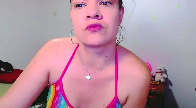 Snapshot of luchiana_hott21 chatting on 01/21/25, 11:02 luchiana hott21 online show from 01/21/25, 11:02