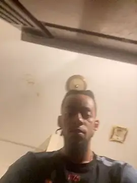 Snapshot of Big_papirocky chatting on 09/30/25, 03:22 Big papirocky online show from 09/30/25, 03:22