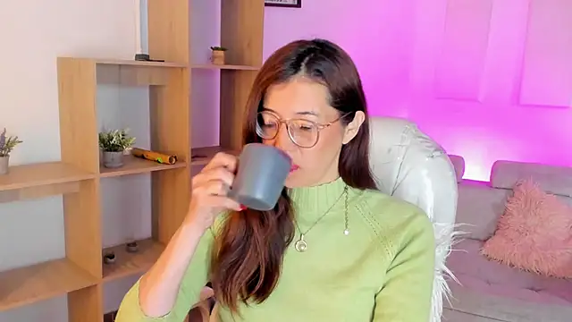 Antonnella 3 online show from 09/28/25, 12:43