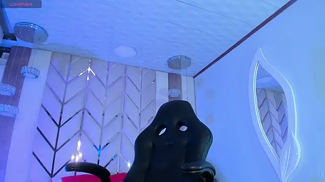 MichaelBear  online show from 01/07/25, 12:20