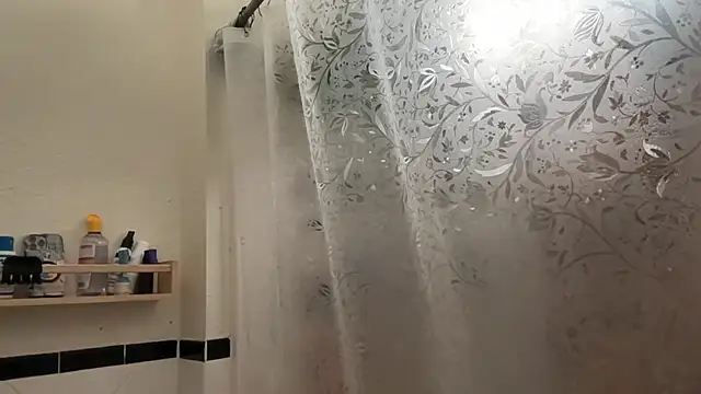 dreamyriri online show from 03/04/26, 09:54