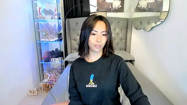 reighnempress online show from 03/05/26, 01:07