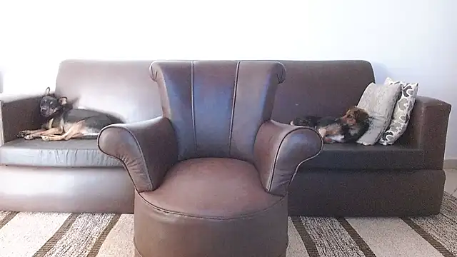 Linda1975 online show from 03/22/25, 03:42