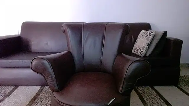 Linda1975 online show from 09/17/25, 11:01