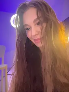 Emma Catt online show from 12/22/24, 06:48