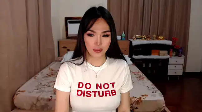 Snapshot of LoveMarieFoxxx chatting on 02/02/25, 07:14 LoveMarieFoxxx online show from 02/02/25, 07:14