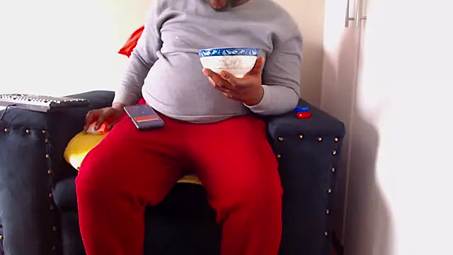 zuluboyxx online show from 04/14/26, 08:31