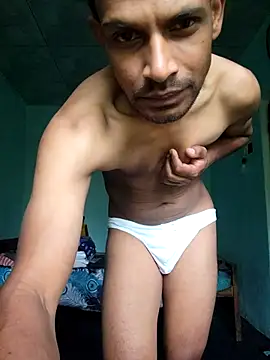 Snapshot of wasaa083 chatting on 10/26/25, 01:33 wasaa083 online show from 10/26/25, 01:33