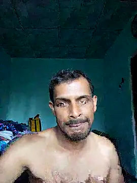 Snapshot of wasaa083 chatting on 10/28/25, 01:20 wasaa083 online show from 10/28/25, 01:20