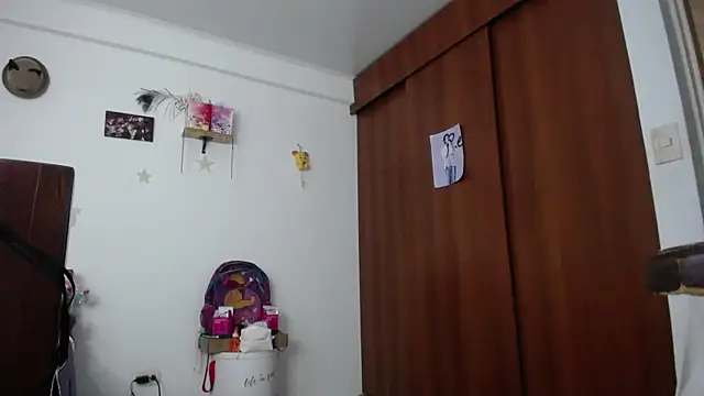 Snapshot of Moon_lunita chatting on 05/21/26, 08:16 Moon lunita online show from 05/21/26, 08:16
