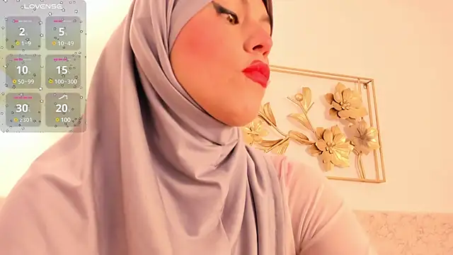 Snapshot of hanajameela chatting on 01/29/25, 11:51 hanajameela online show from 01/29/25, 11:51