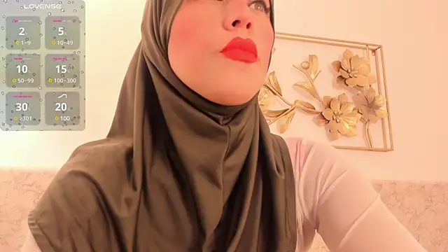 Snapshot of hanajameela chatting on 02/28/25, 11:58 hanajameela online show from 02/28/25, 11:58