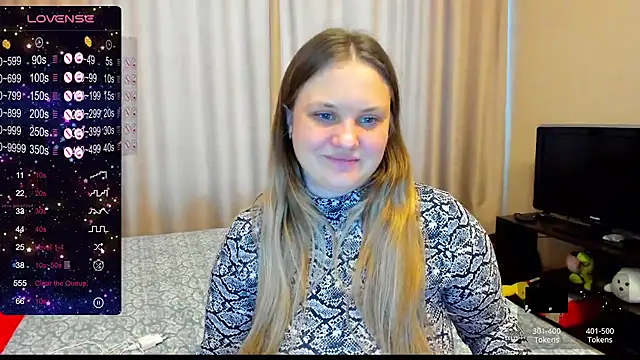 AlanaBrox online show from 12/17/24, 09:39