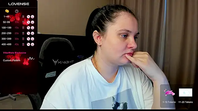 AlanaBrox online show from 10/27/25, 12:09