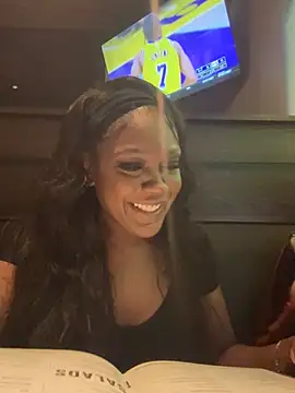 TilaTotti online show from 02/20/25, 05:44